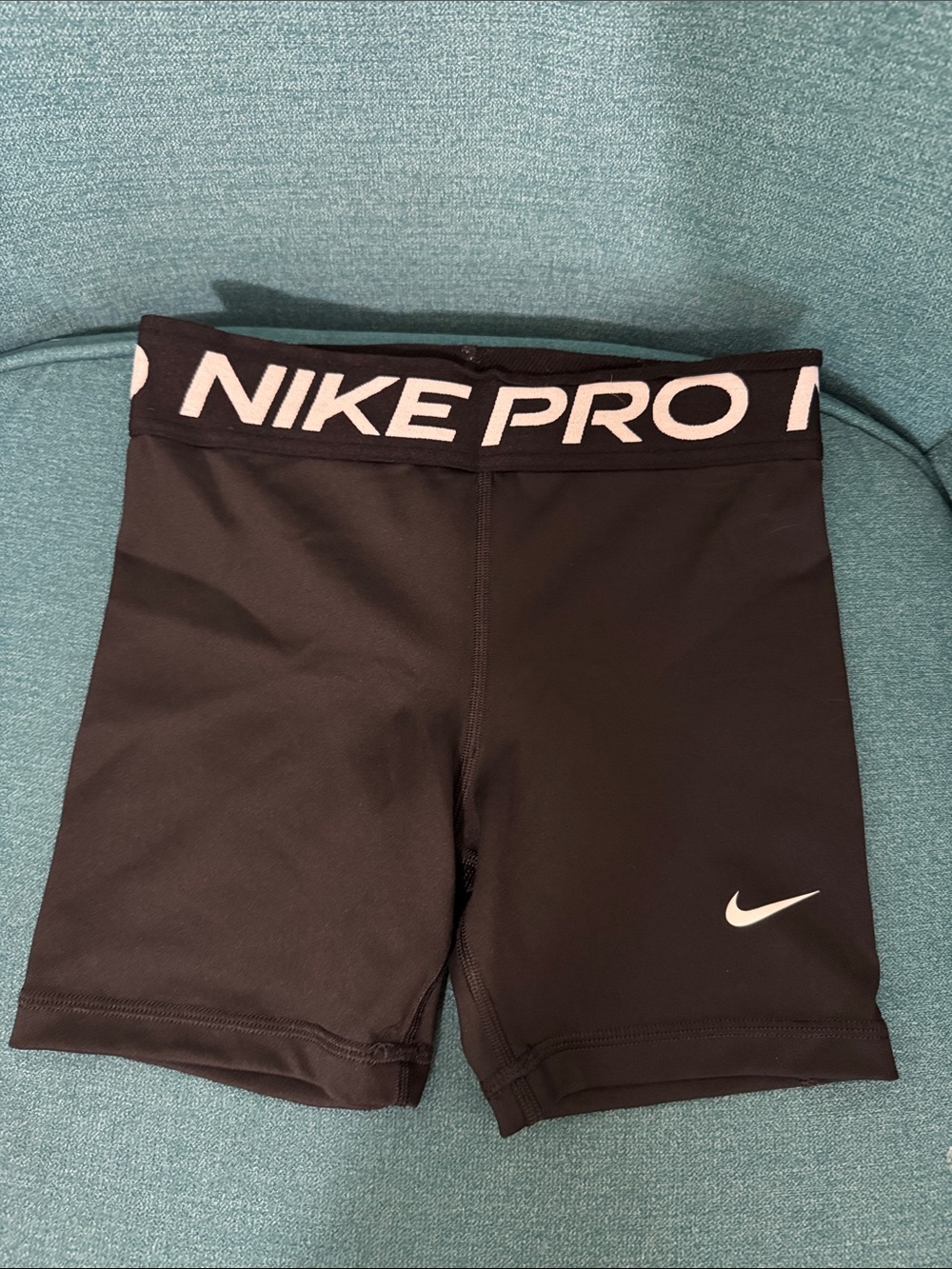 Nike Black Girls' Pro Logo Athletic Shorts size M kids